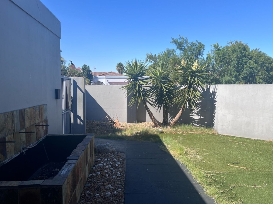 3 Bedroom Property for Sale in Parklands Western Cape